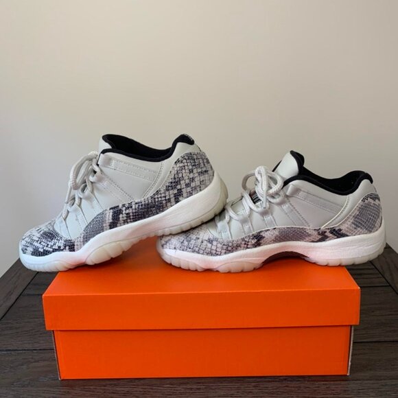 Jordan 11 Retro Low Snake - Picture 1 of 4